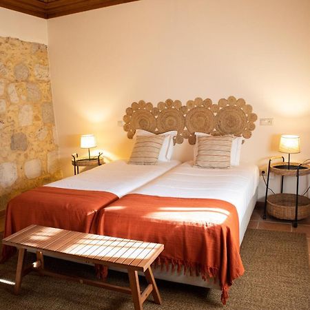 アルカネナ O Pombal Bed & Breakfast エクステリア 写真