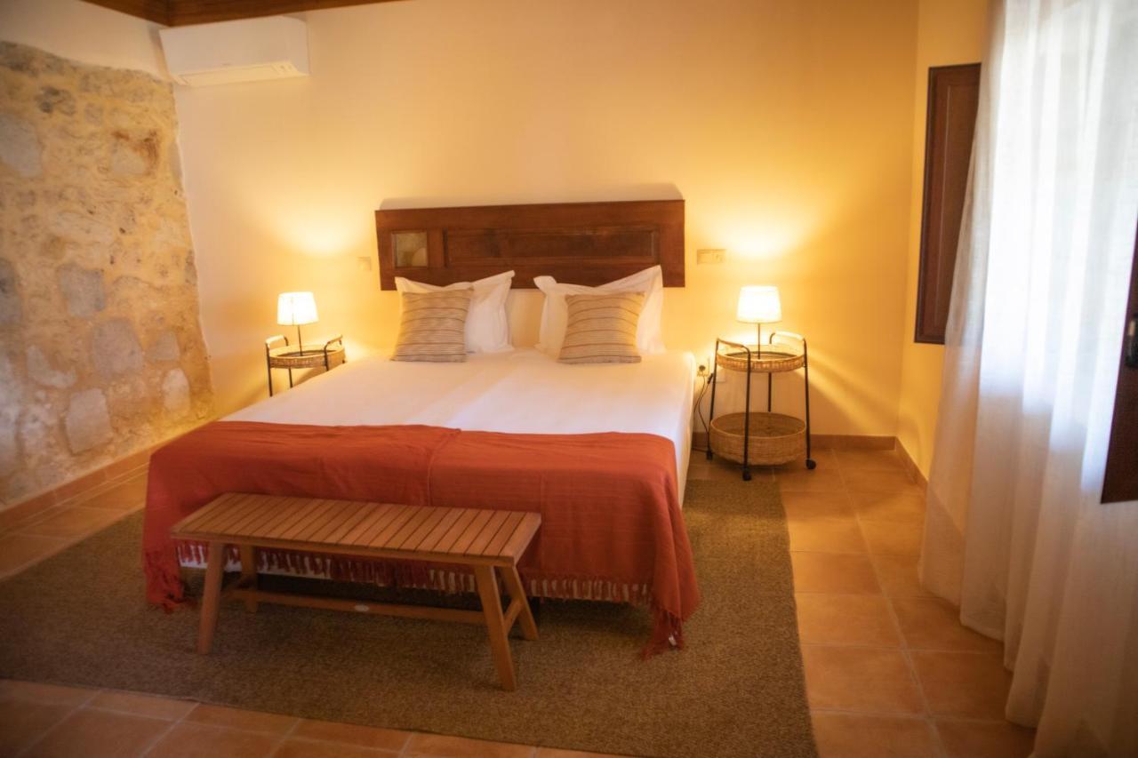 アルカネナ O Pombal Bed & Breakfast エクステリア 写真